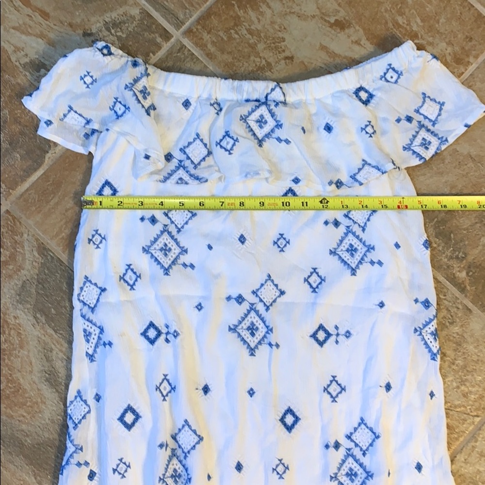 M off shoulder summer Dress white with blue detail - Picture 13 of 13